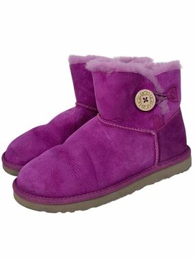 UGG Australia Bailey Button Short Boots Pink Sheepskin Suede Fur Lined Womens 7